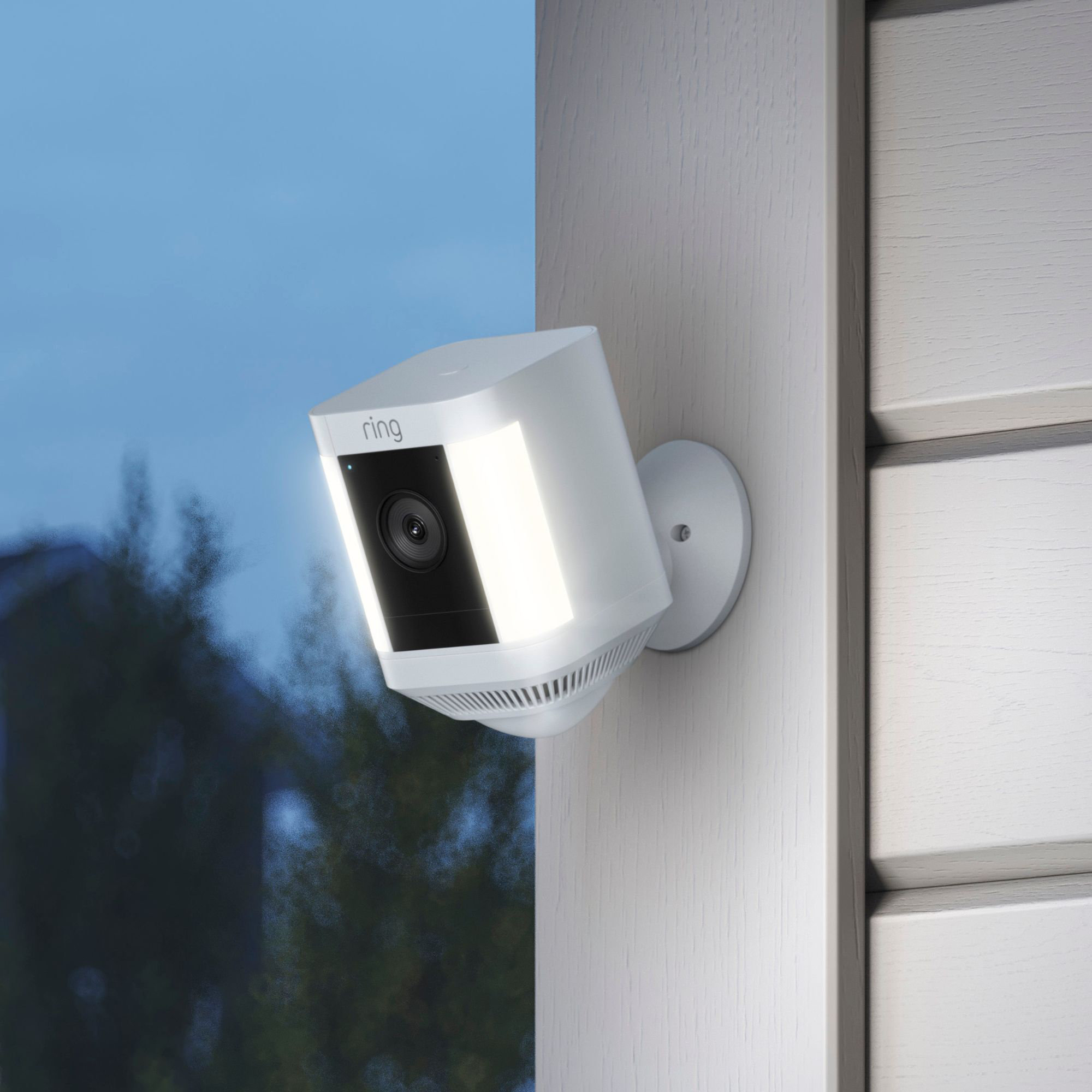 Ring Spotlight Cam Plus Battery ホワイト Ring Spotlight Cam Plus Battery - White & Reviews | Wayfair